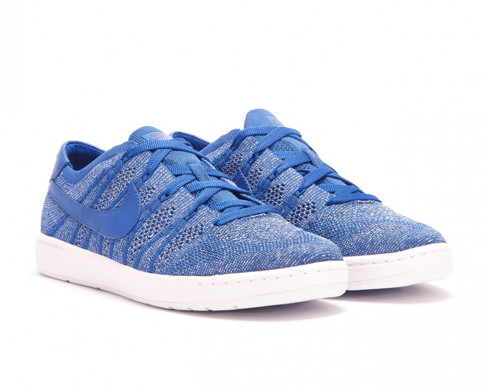 mens blue nike tennis shoes