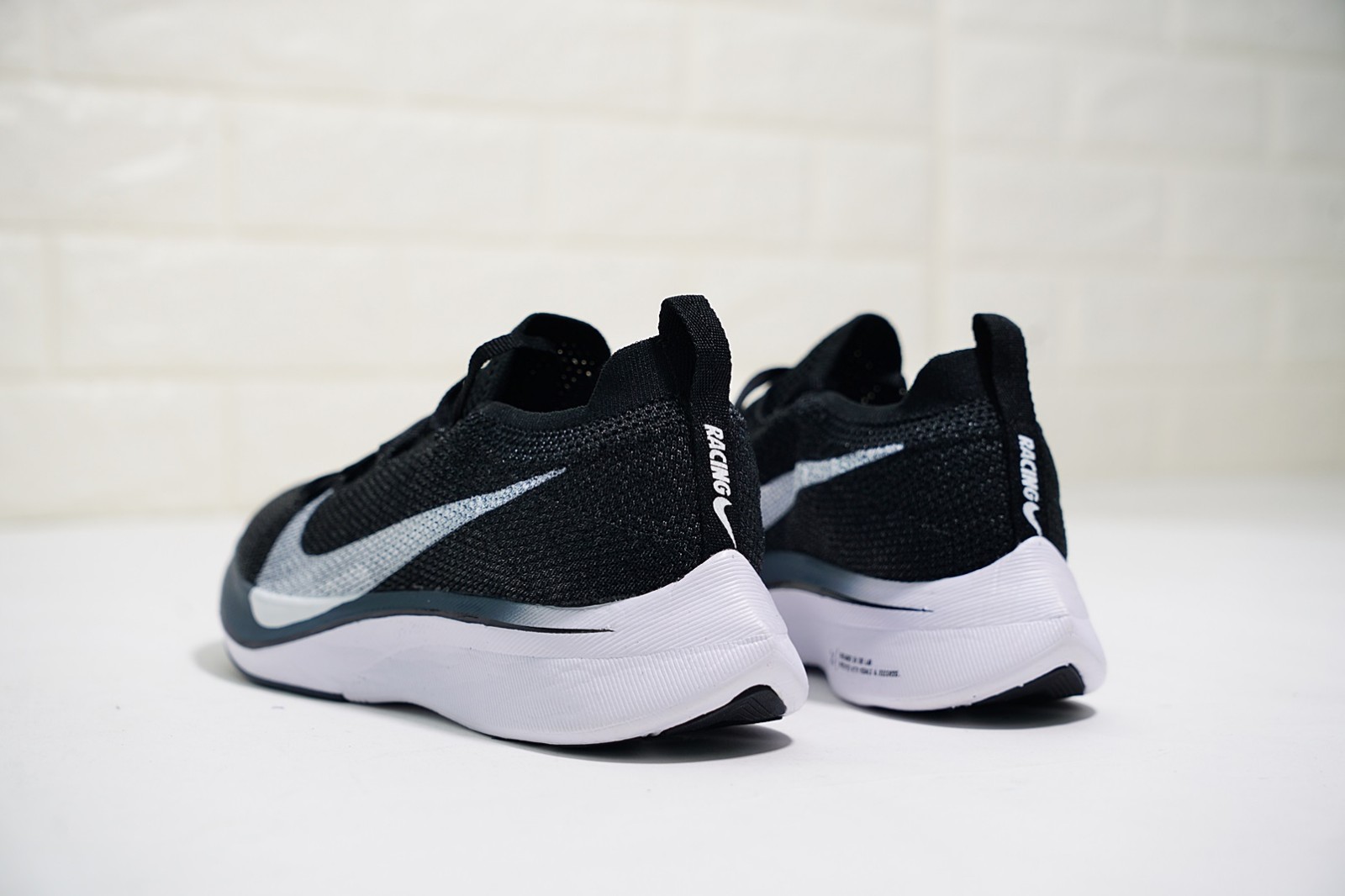 vaporfly 4 weight