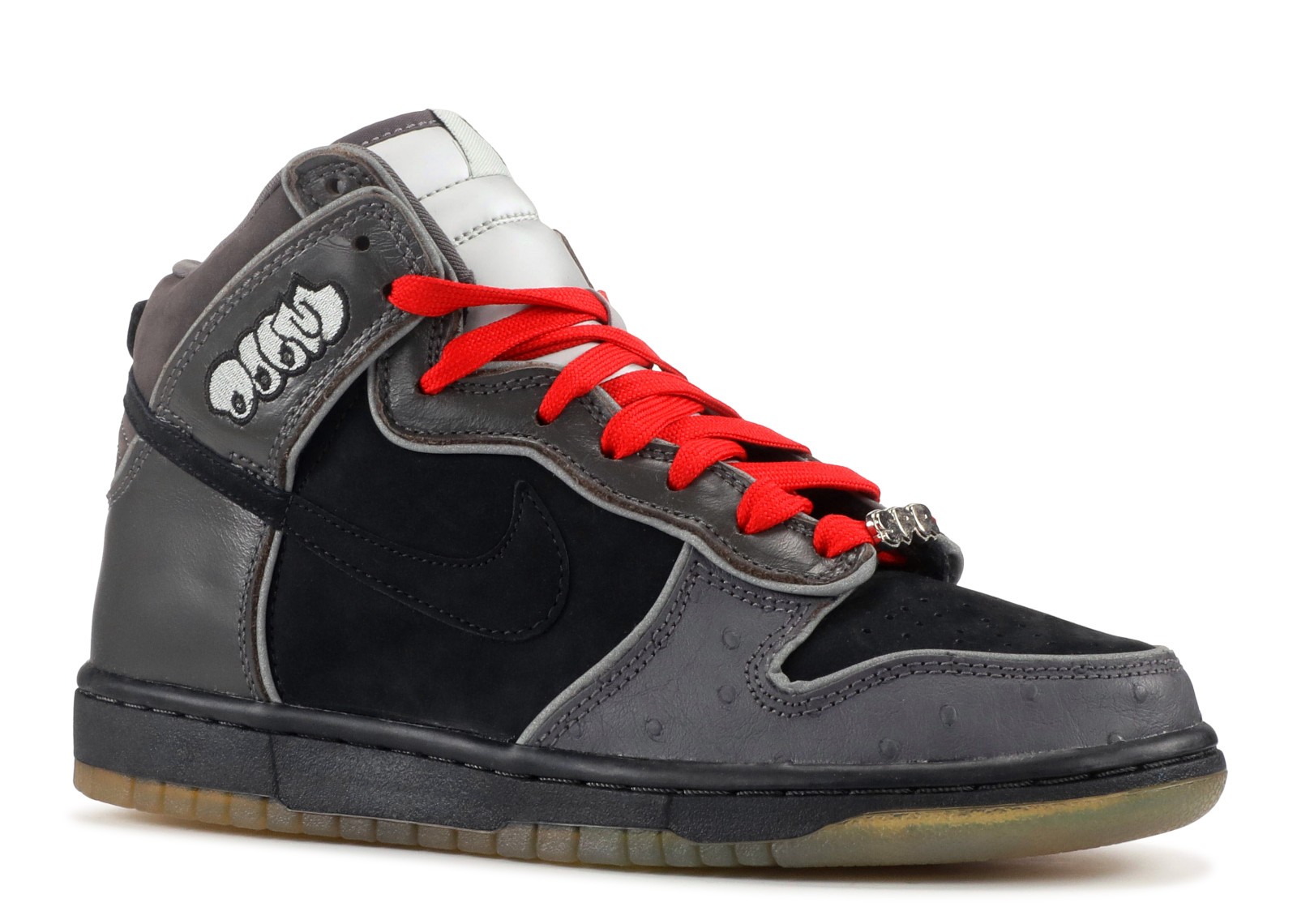 nike dunk sb mf doom