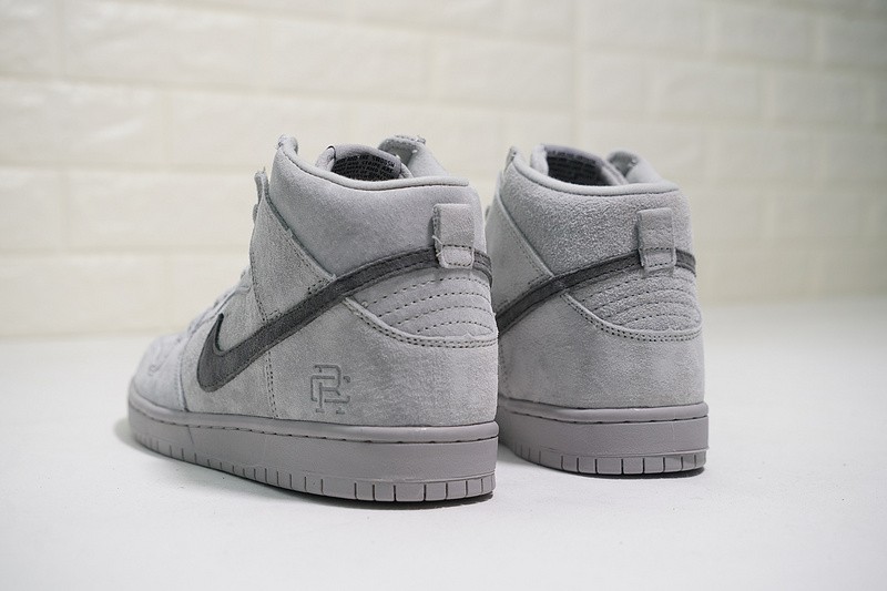 nike sb dunk low pro qs reigning champion grey