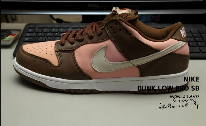 pink brown dunks