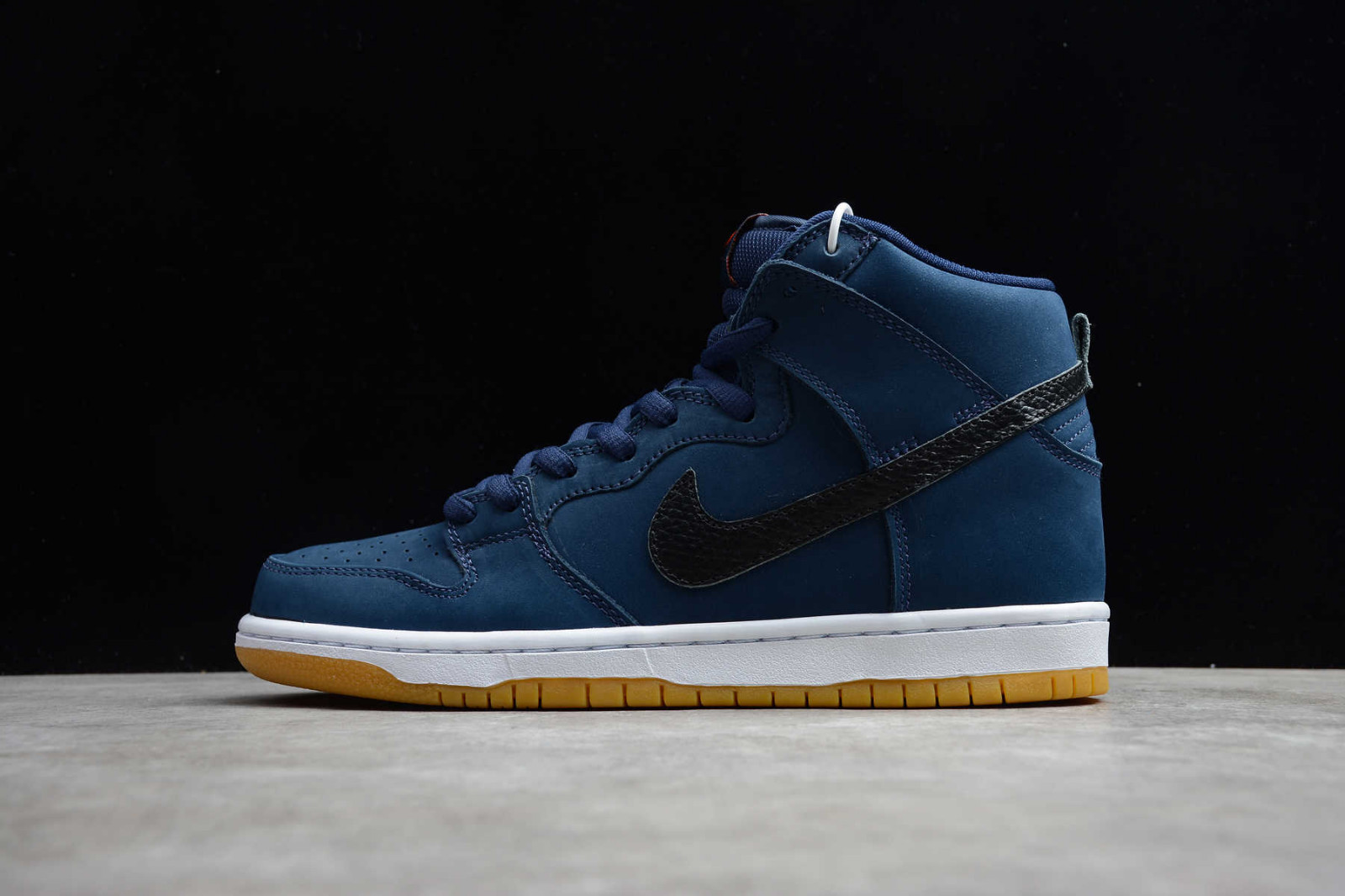 nike dunk high navy blue and white