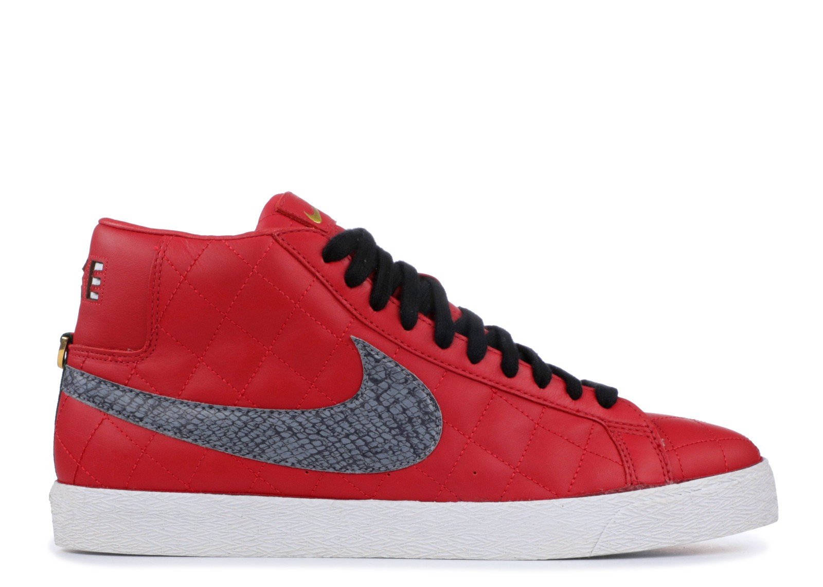 nike blazer sb supreme