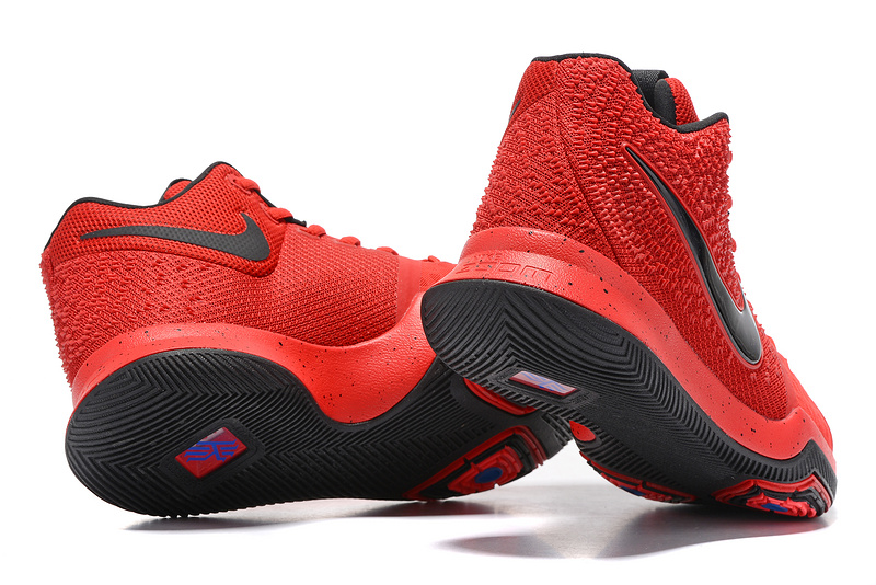 kyrie candy apple