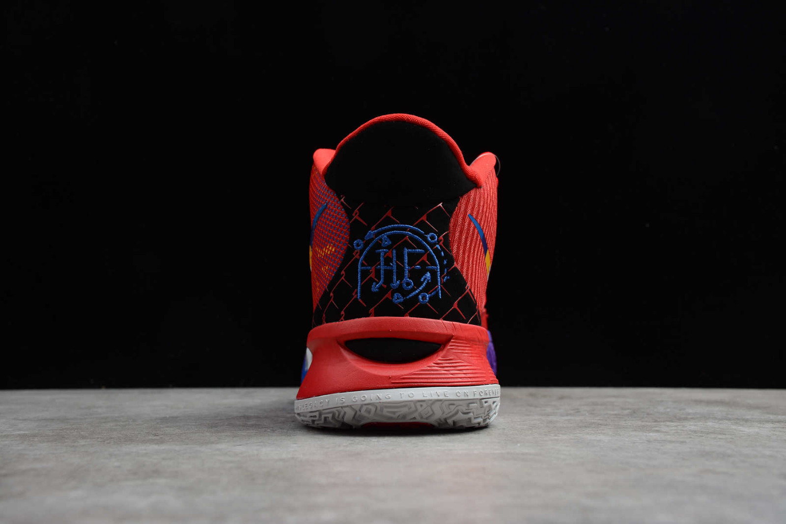 kyrie 7 preheat icon of sport