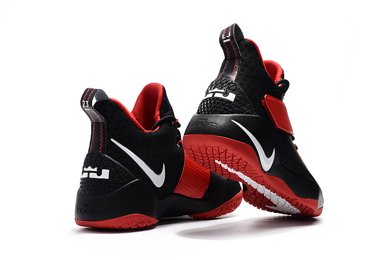 lebron soldier 8 red