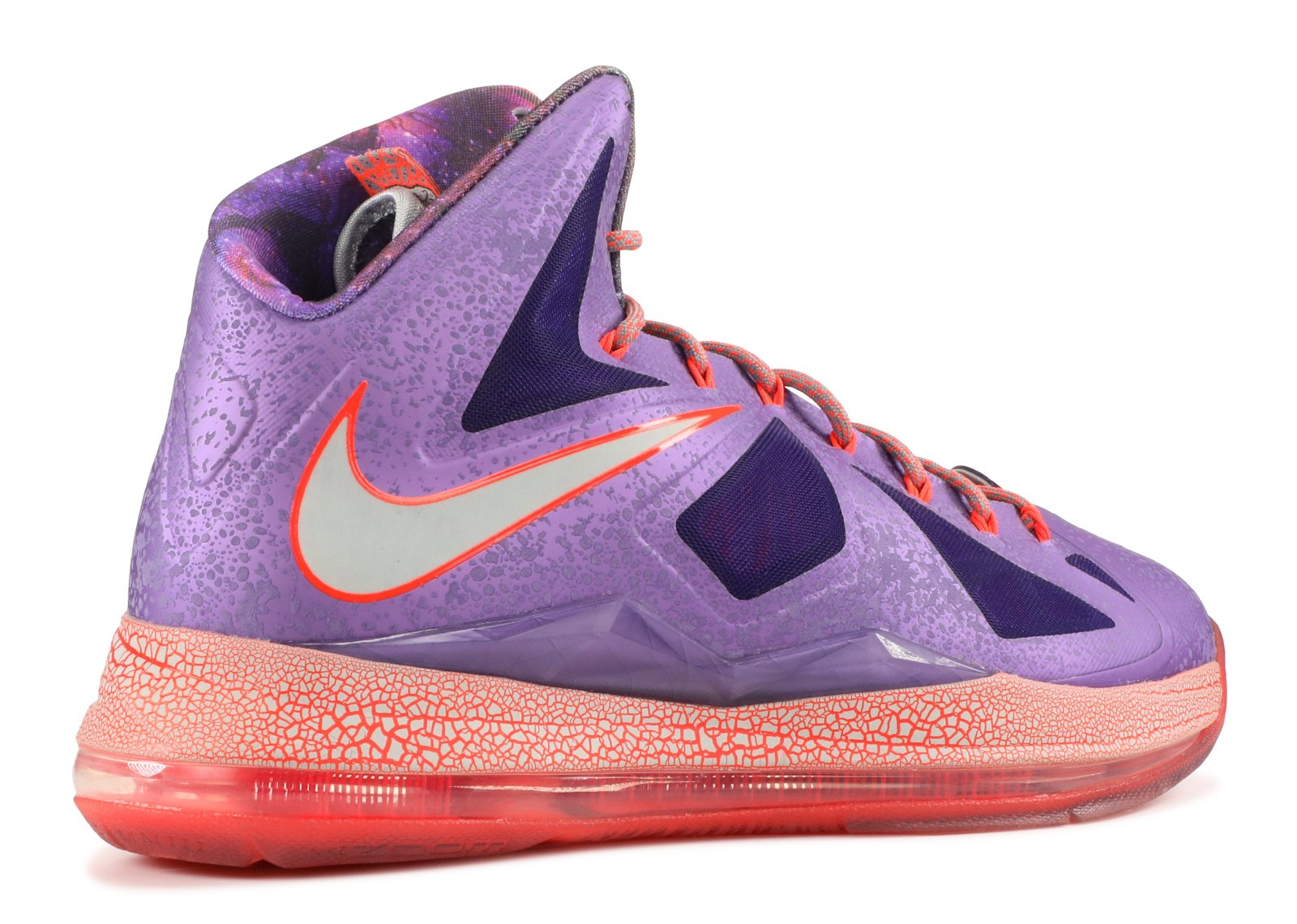 lebron x extraterrestrial