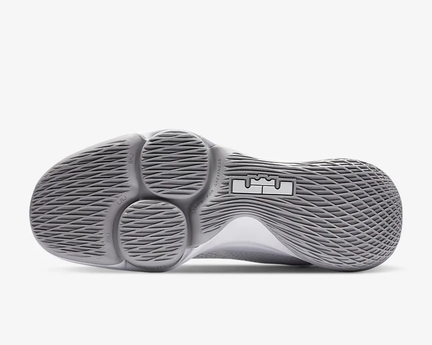lebron witness 4 grey