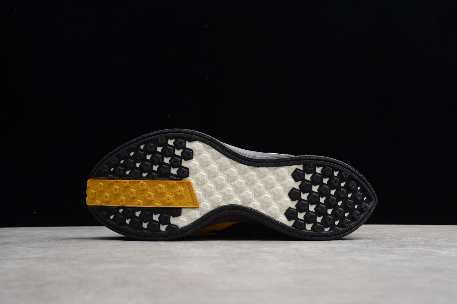 nike zoom pegasus 35 turbo gyakusou gold dart