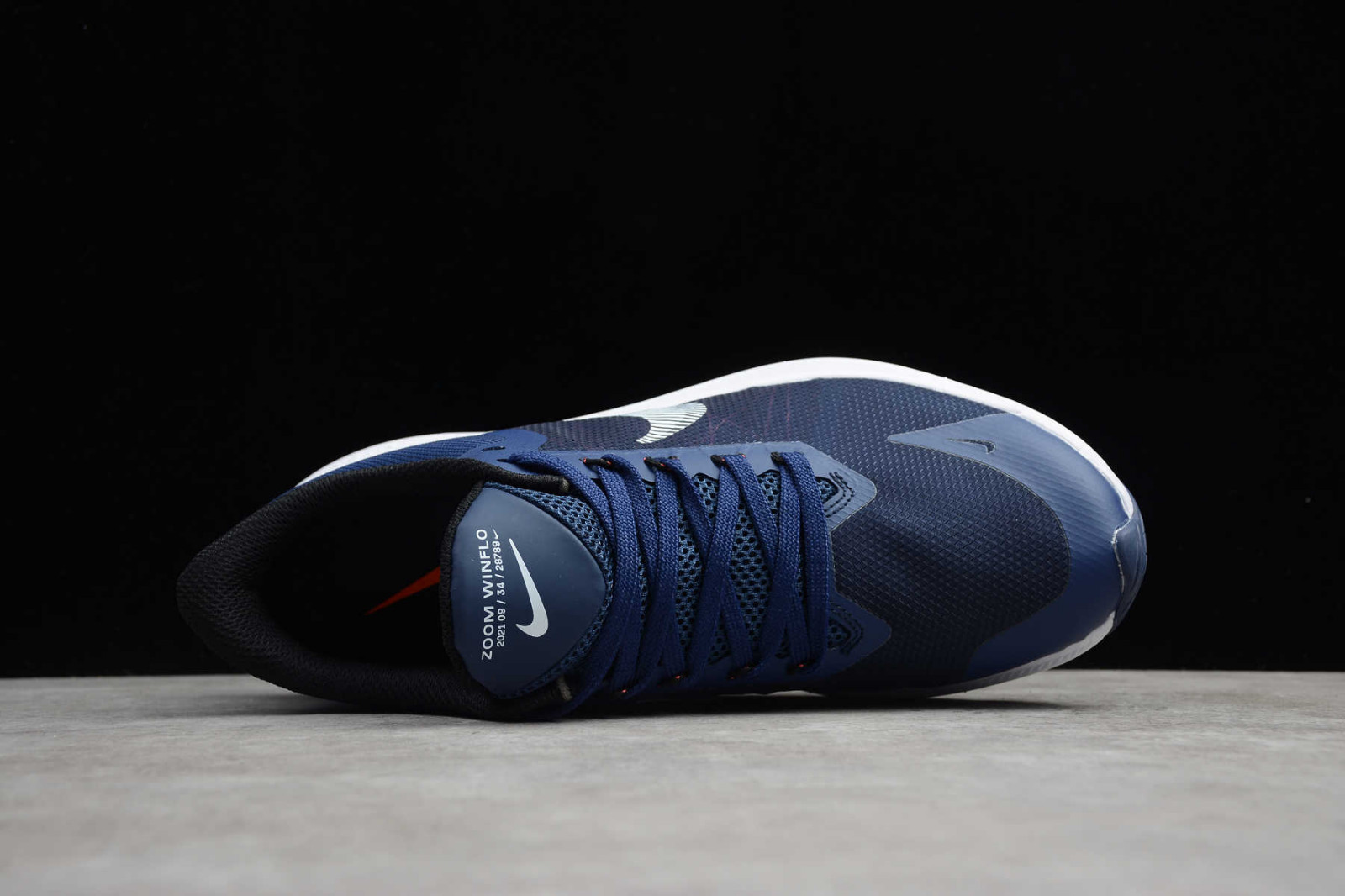 nike zoom winflo 4 blue