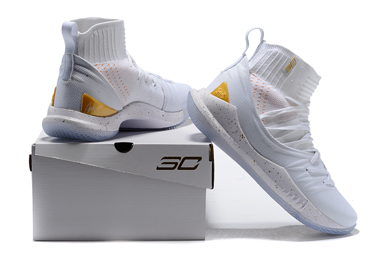 under armor basketball shoes white